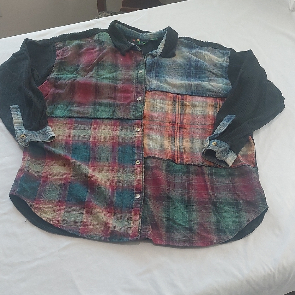 J Gee Vintage Button Down Shirt Classic Top.multi Flannel Colors And Black .